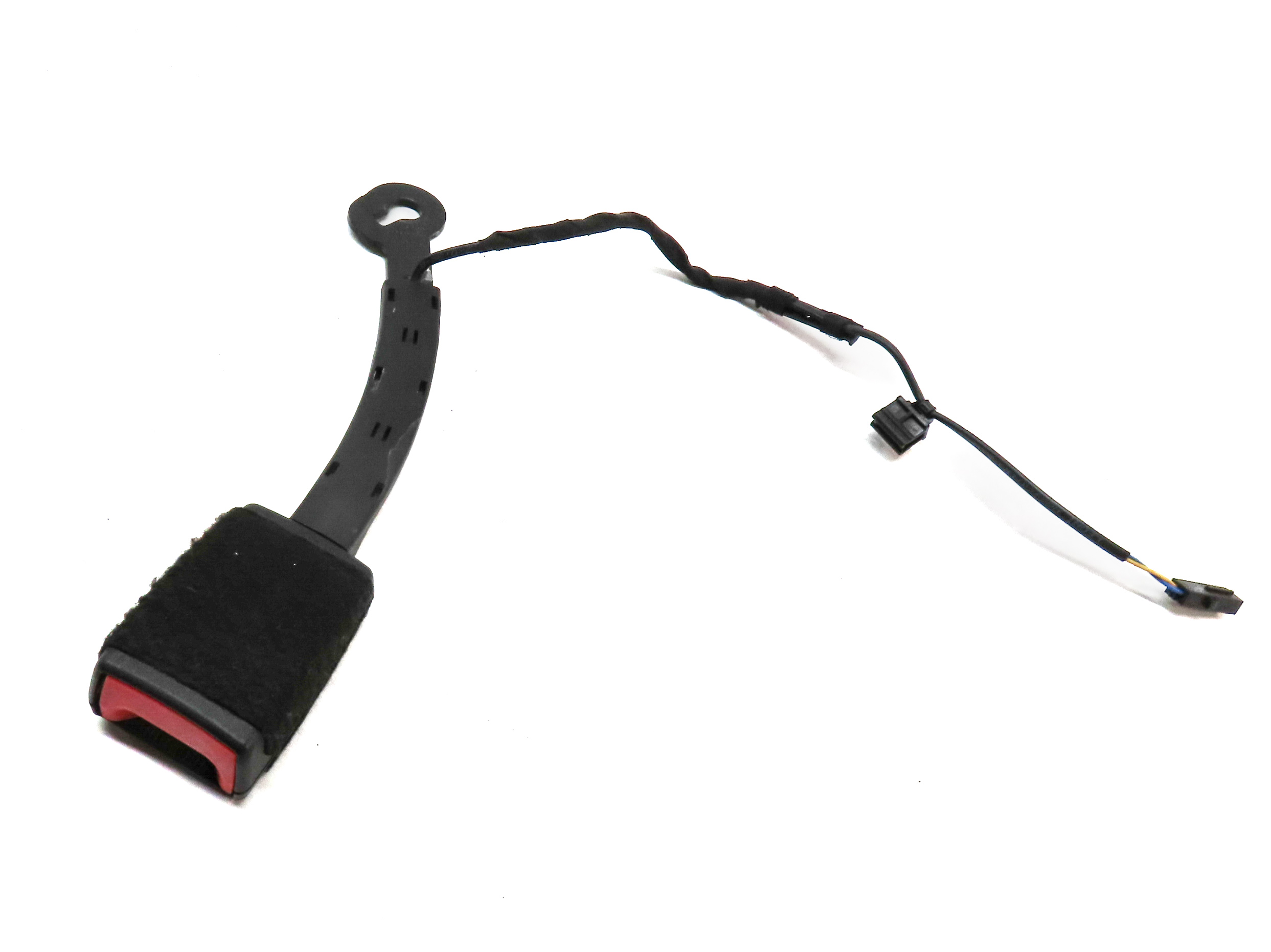 16-18 AUDI A3 E-TRON (8VF) FRONT RIGHT PASSENGER SEATBELT BUCKLE RECEIVER — exact item pictured